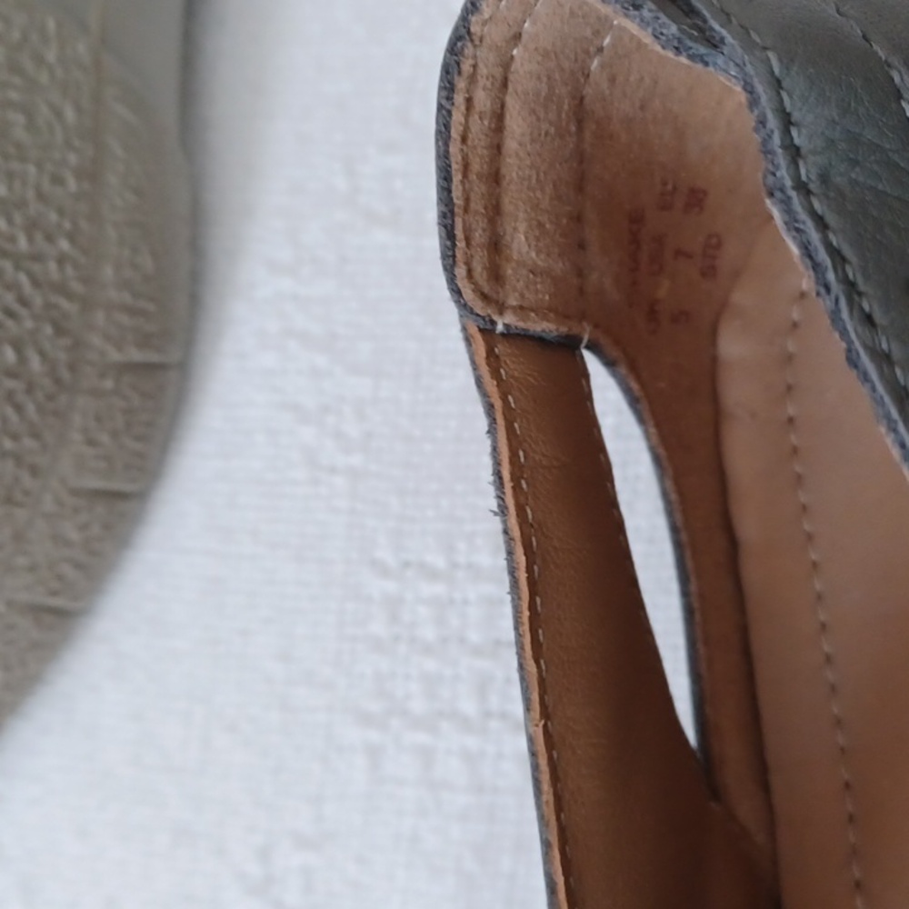 Hotter Marry Jane Shake Soft Gray Bone Shoes Size 7 - Picture 4 of 4